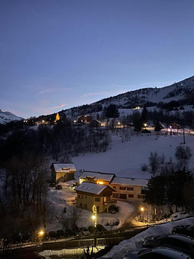 Appartement Cosy 6 personnes très bien équipé ,Vue splendide, Terrasse, Spacieux,Bien situé, Randonnées,Ski Saint-Sorlin-dʼArves Esterno foto