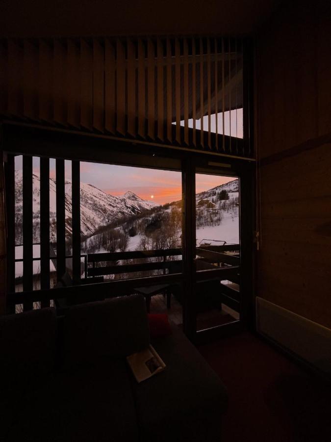 Appartement Cosy 6 personnes très bien équipé ,Vue splendide, Terrasse, Spacieux,Bien situé, Randonnées,Ski Saint-Sorlin-dʼArves Esterno foto