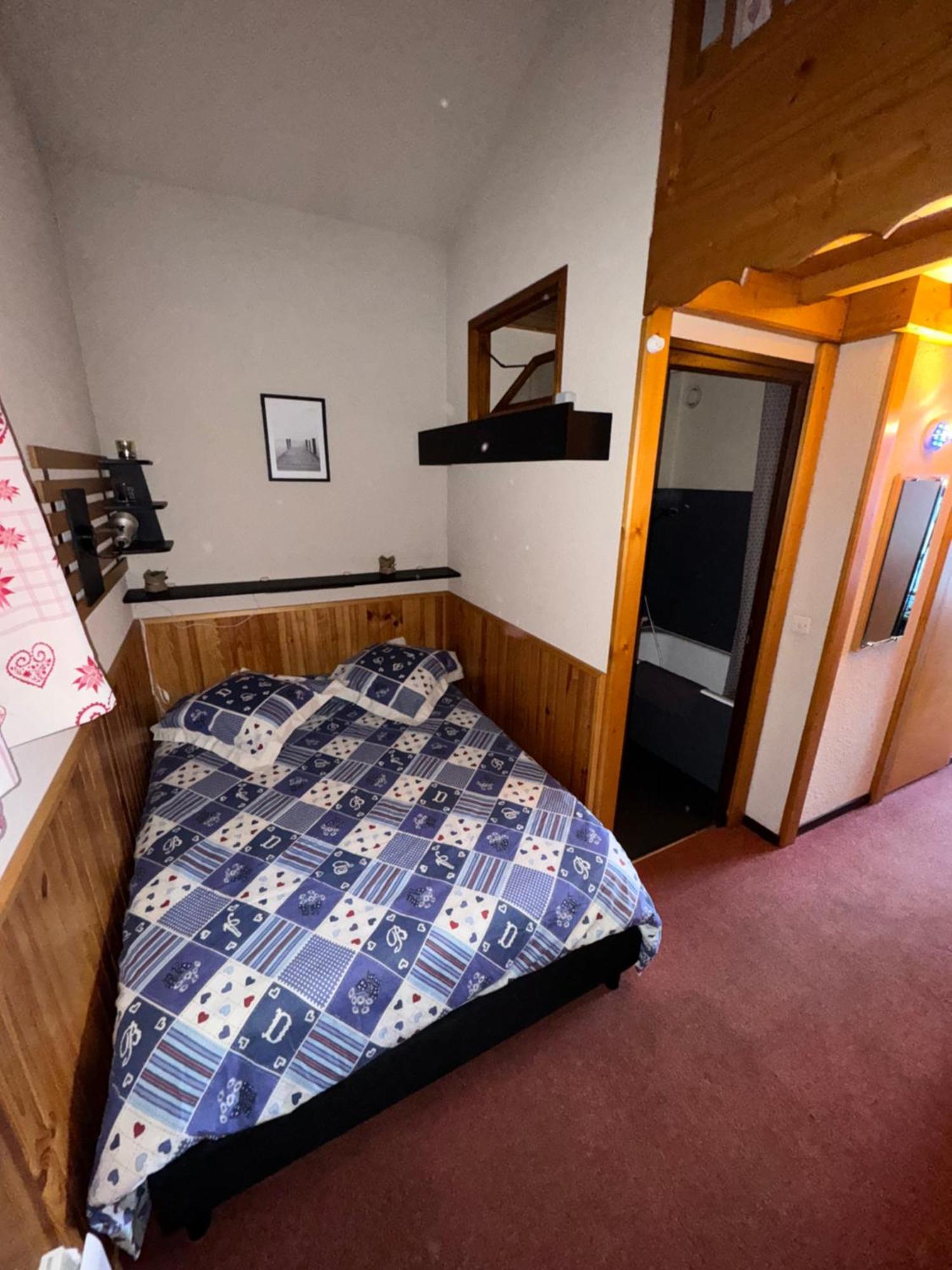 Appartement Cosy 6 personnes très bien équipé ,Vue splendide, Terrasse, Spacieux,Bien situé, Randonnées,Ski Saint-Sorlin-dʼArves Esterno foto